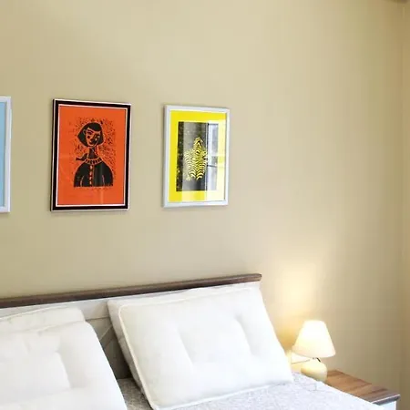 2v1 - Blloku Ls Appartamento Tirana