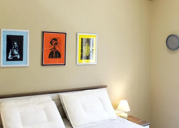 2v1 - Blloku Ls Appartement Tirana