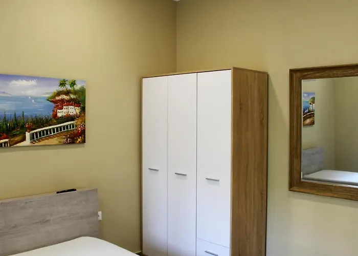 Appartement 2v1 - Blloku Ls Tirana